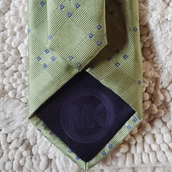 Michael Kors Designer On Trend geometric NWT tie Blue Green Prepster Y2K - Picture 3 of 3
